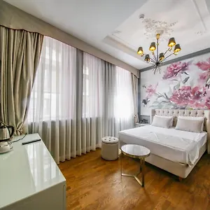 Royal Tophane Отель